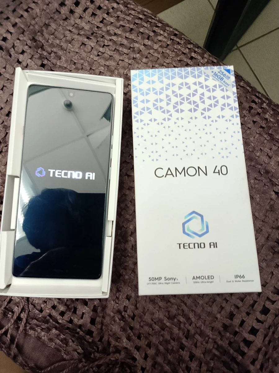 Смартфон TECNO Camon 40, 8/256 ГБ, 2 SIM