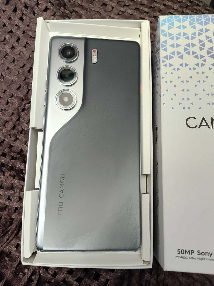 Смартфон TECNO Camon 40, 8/256 ГБ, 2 SIM